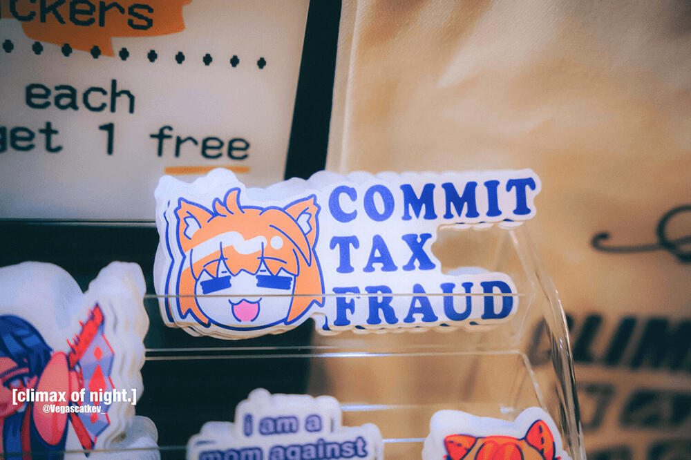 Credit: Vegascatkev_